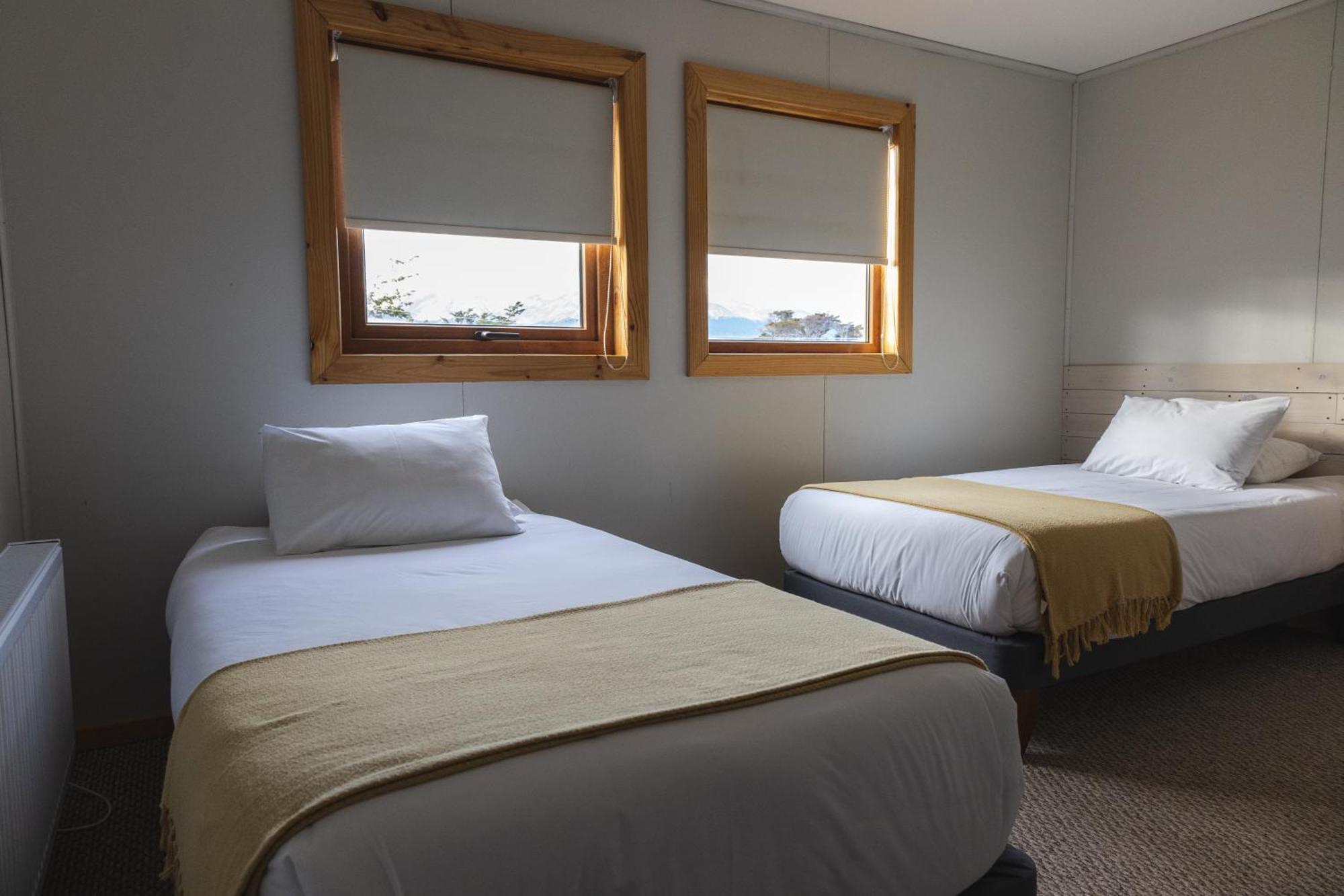 Hotel Fiofio Spa Puerto Williams Exterior photo