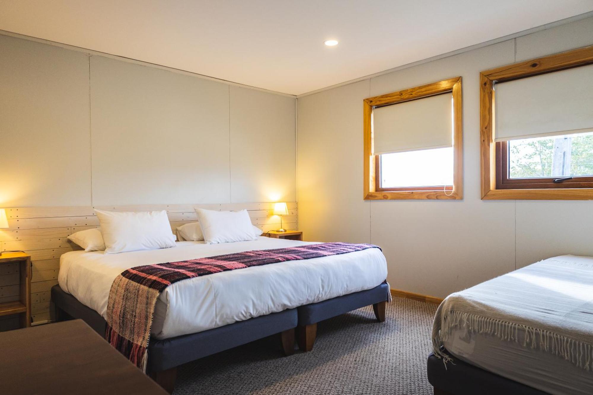 Hotel Fiofio Spa Puerto Williams Exterior photo